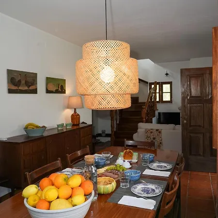 Casa Da Pedrada