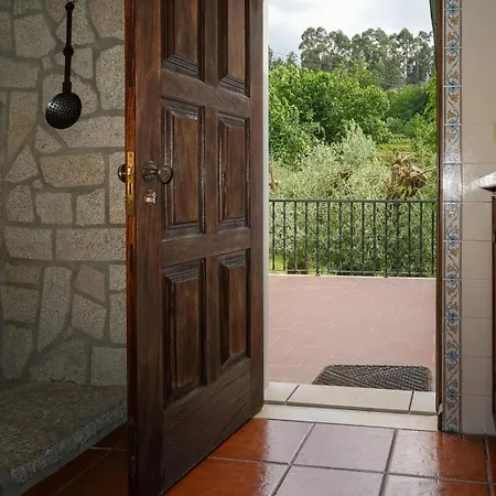 Casa Da Pedrada Tatil Evi Ponte da Barca