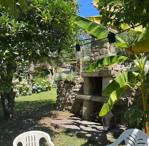 Casa Da Pedrada Nyaraló Ponte da Barca